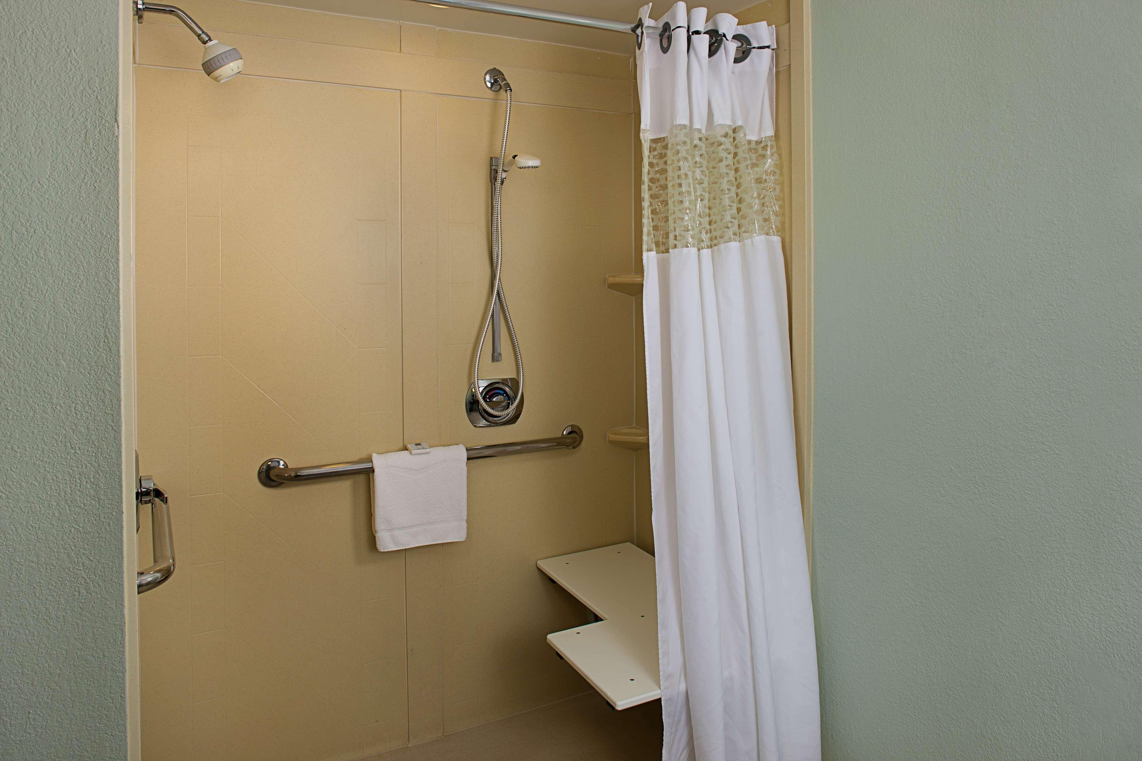 Hampton Inn Naples-Central Exterior foto