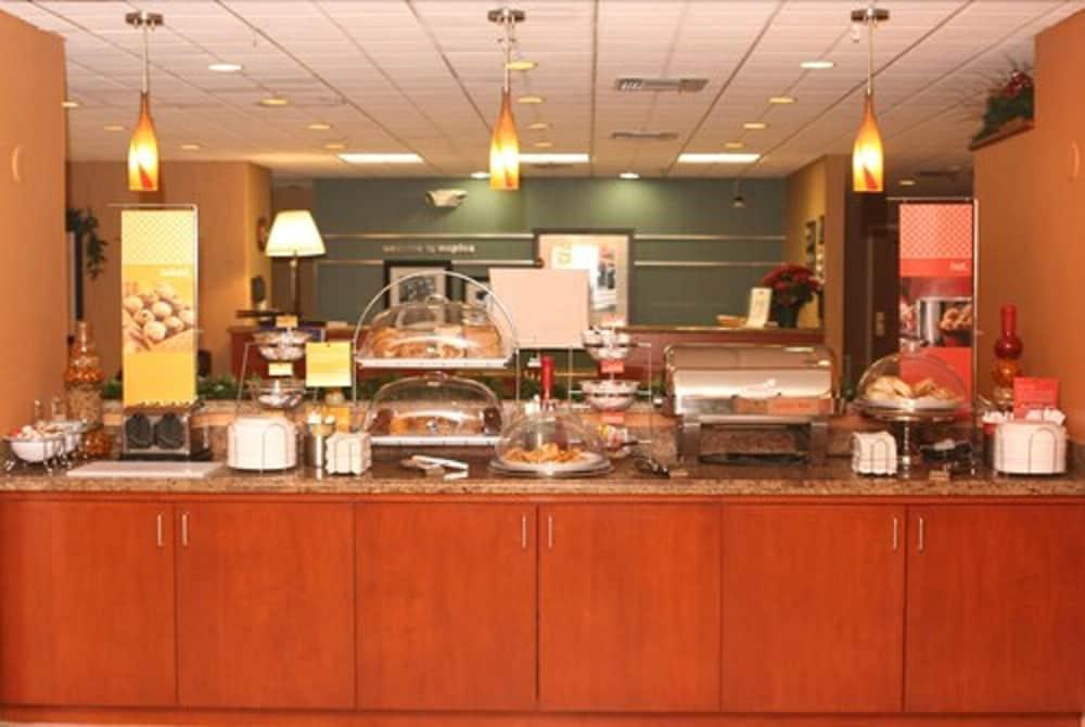 Hampton Inn Naples-Central Exterior foto