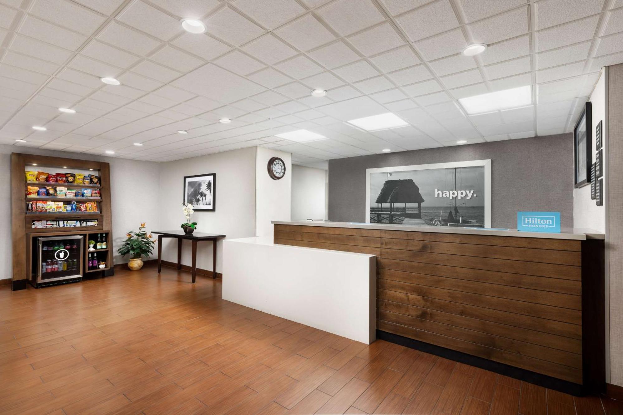 Hampton Inn Naples-Central Exterior foto