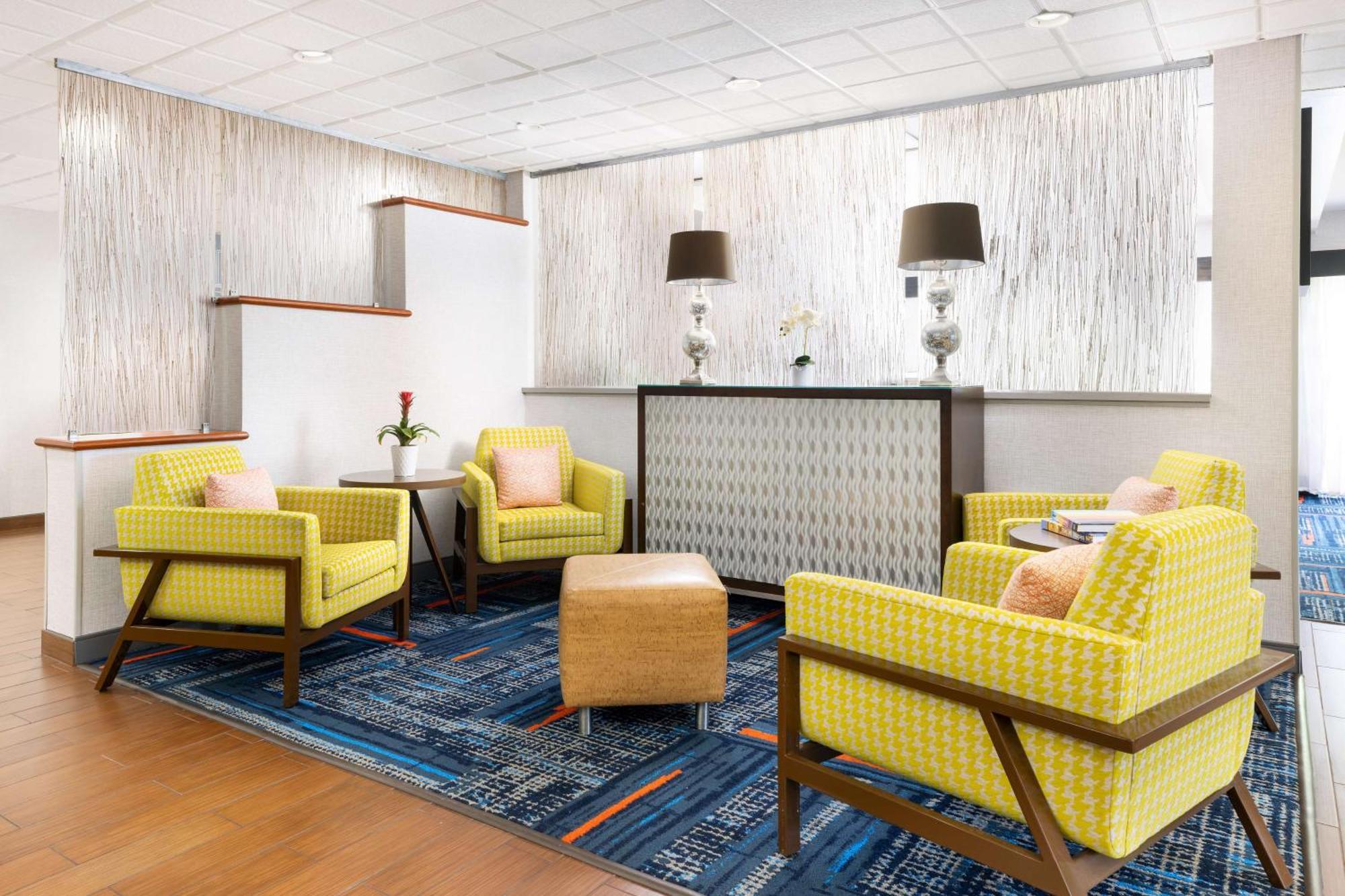 Hampton Inn Naples-Central Exterior foto